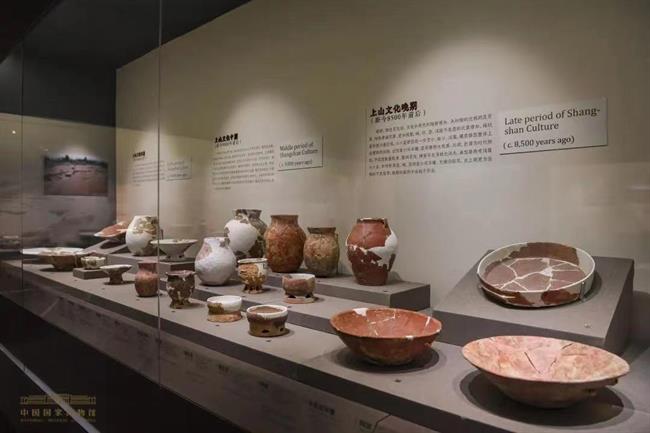 參加中國國家博物館“浙江上山文物考古特展”.jpg 參加中國國家博物館“浙江上山文物考古特展”.jpg