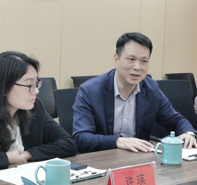 屠靈華.jpg 屠靈華.jpg