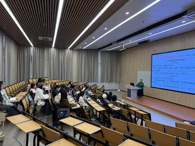 培訓(xùn)1.jpg 培訓(xùn)1.jpg